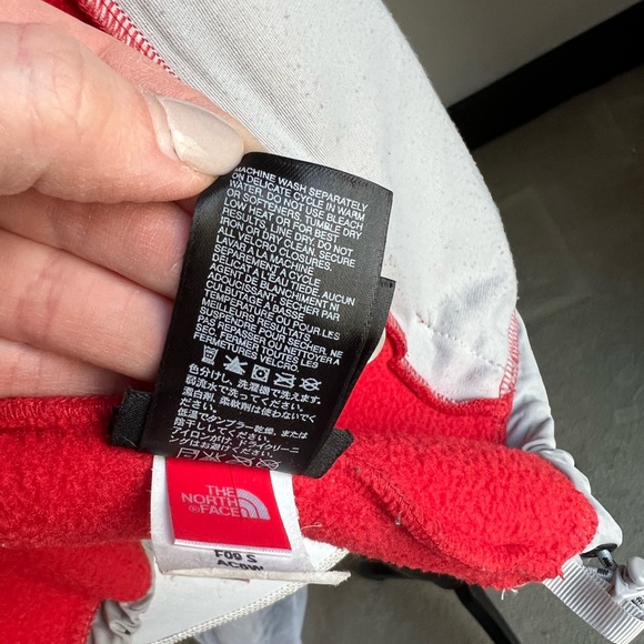 The North Face Denali Fleece Jacket - Picture 9 of 10